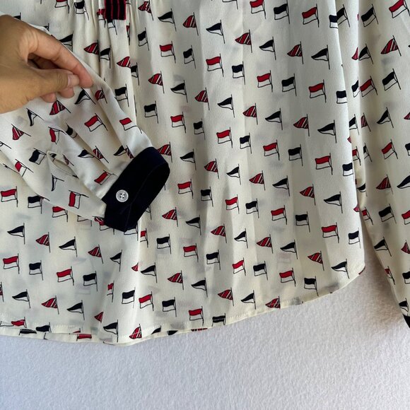 Talbots Shirt Womens Size 6 Petite Small Cream Nautical Coastal Blouse Travel - Picture 6 of 13